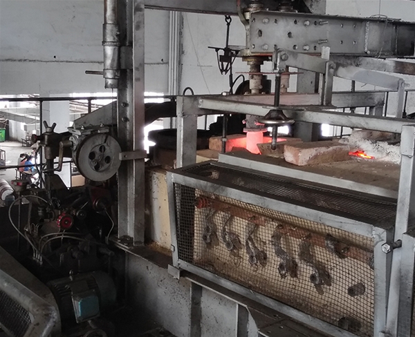 生產(chǎn)車(chē)間 (2)